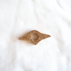 La littéraire - Bague de lecture en bois personnalisée
