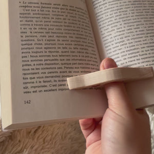 La littéraire - Bague de lecture en bois personnalisée